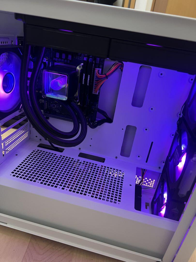 ゲーミングPCケース ホワイトi9 11980HK