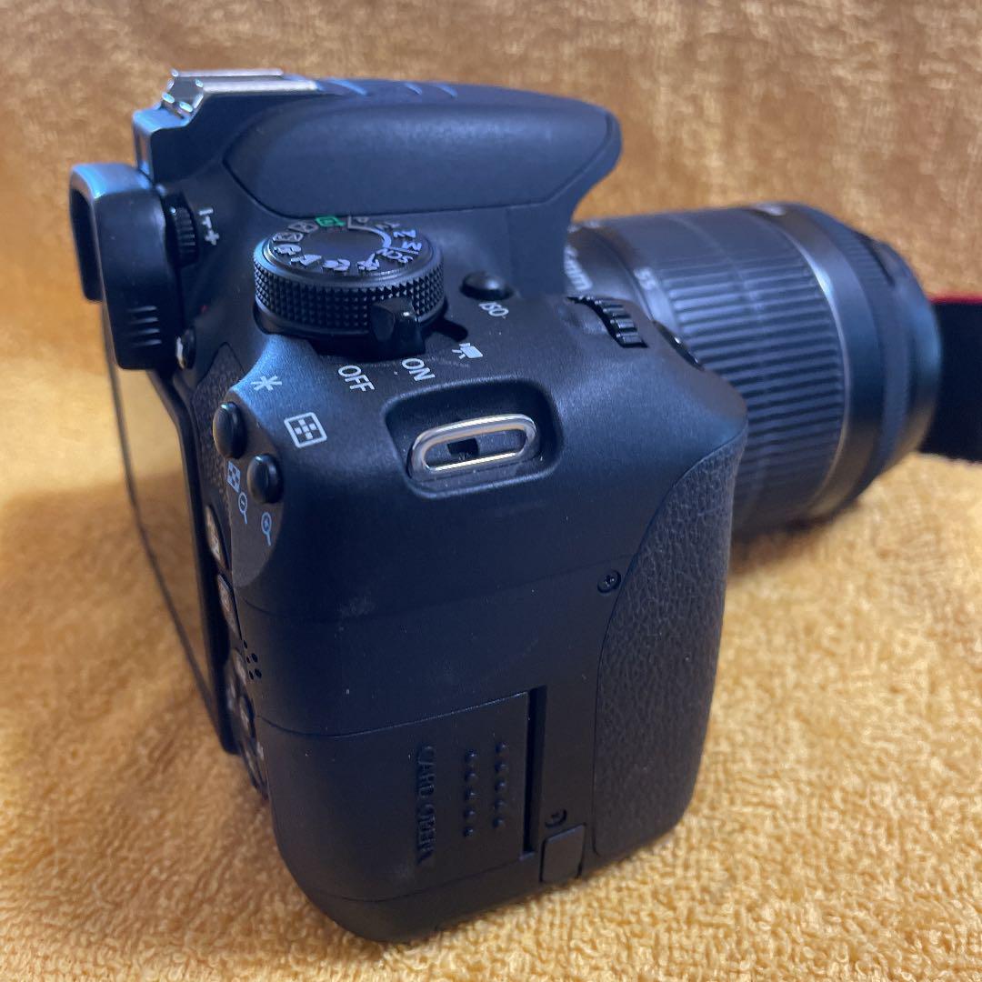 大得価2022 綺麗なCanon EOS KISS X7i EF-S18-55mm N026a-m30601995884 新品豊富な