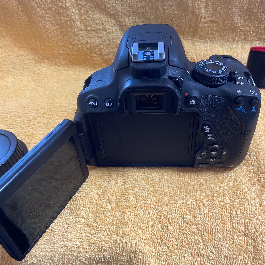 大得価2022 綺麗なCanon EOS KISS X7i EF-S18-55mm N026a-m30601995884 新品豊富な