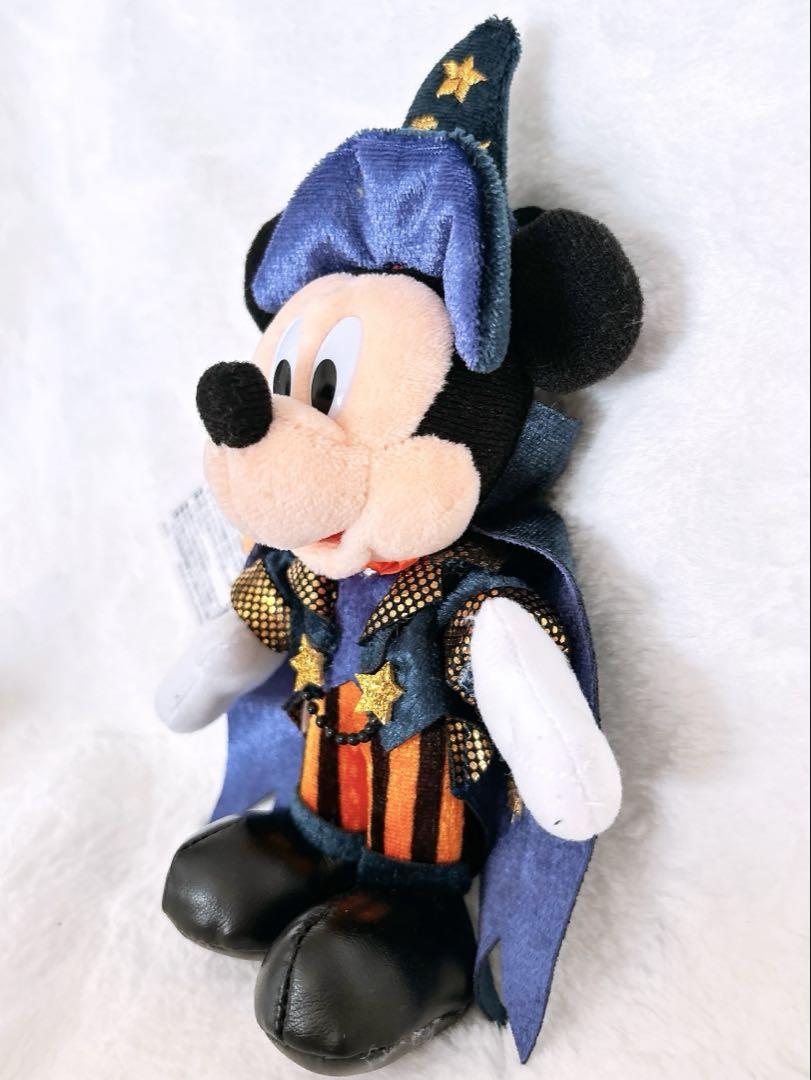 タグ付新品　2022 ディズニーハロウィン　ぬいぐるみバッジ　ミッキー　ミニー