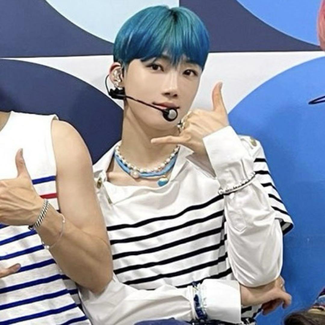 THEBOYZ ニュー THILLIRING MAKESTAR サイン ポラ