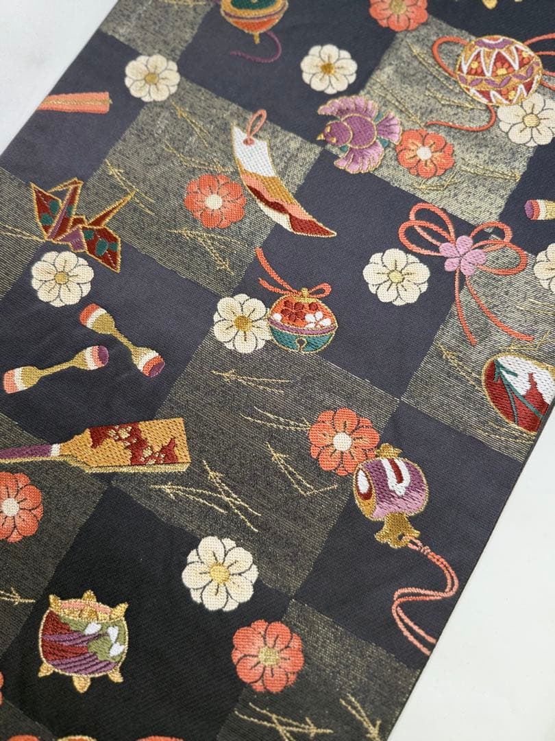 S16 京都西陣織 「蹴鞠 羽子板〜」高級袋帯 和装着物 美品