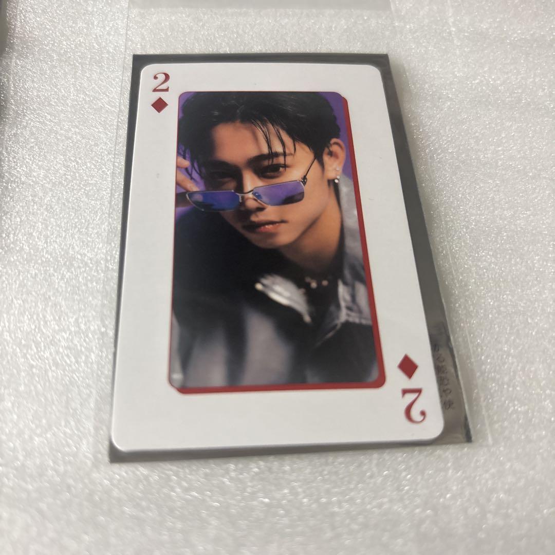 MAZZEL 1st EP『Royal Straight Flush』リリース記念グッズ販売