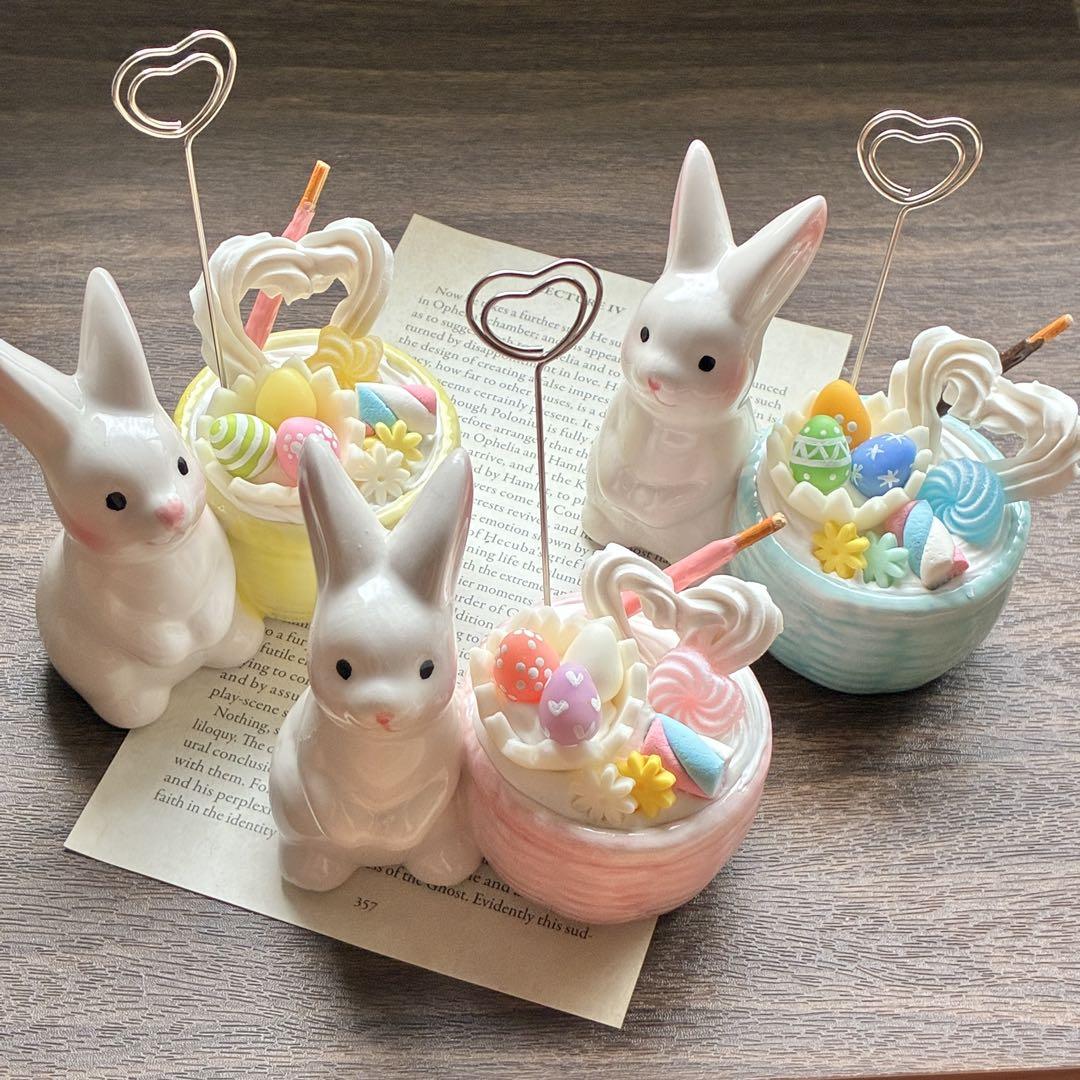 イースターバニー　カラフルウサギ陶器置物　メモスタンド 2,300円