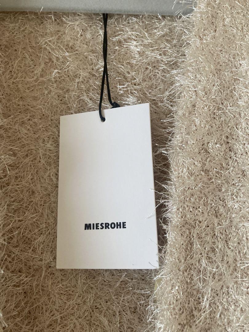 taki 様　MIESROHE シャギーニットチェックベスト taki 様 MIESROHE シャギーニットチェックベスト - メルカリ