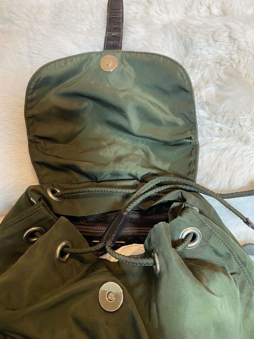 【タイムセール】PRADA バックパック リュック カーキ 【タイムセール】PRADA バックパック リュック カーキ