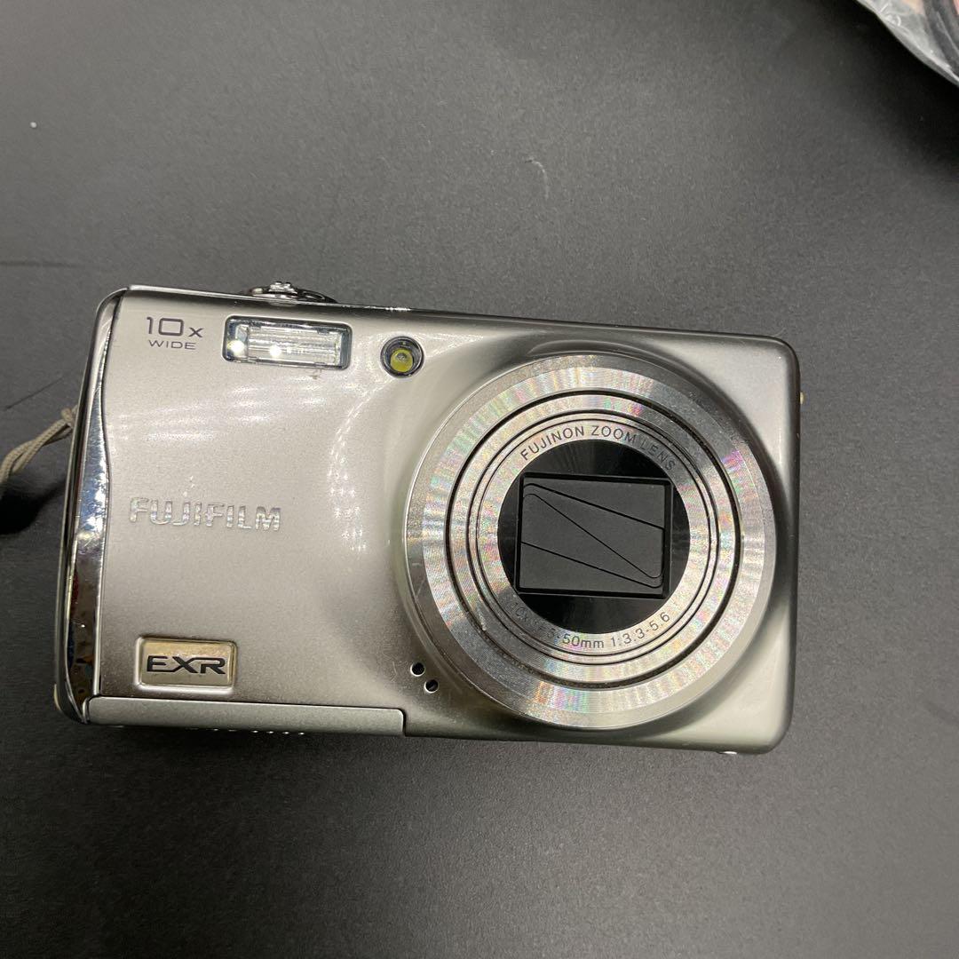 B1707 FUJIFILM FINEPIX F70 EXR デジタルカメラ
