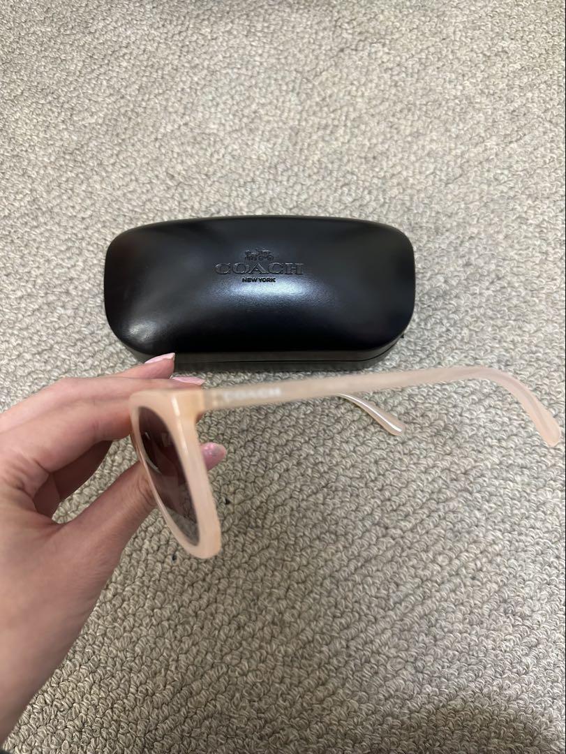 COACH ピンクベージュ キャットアイ サングラス 小物