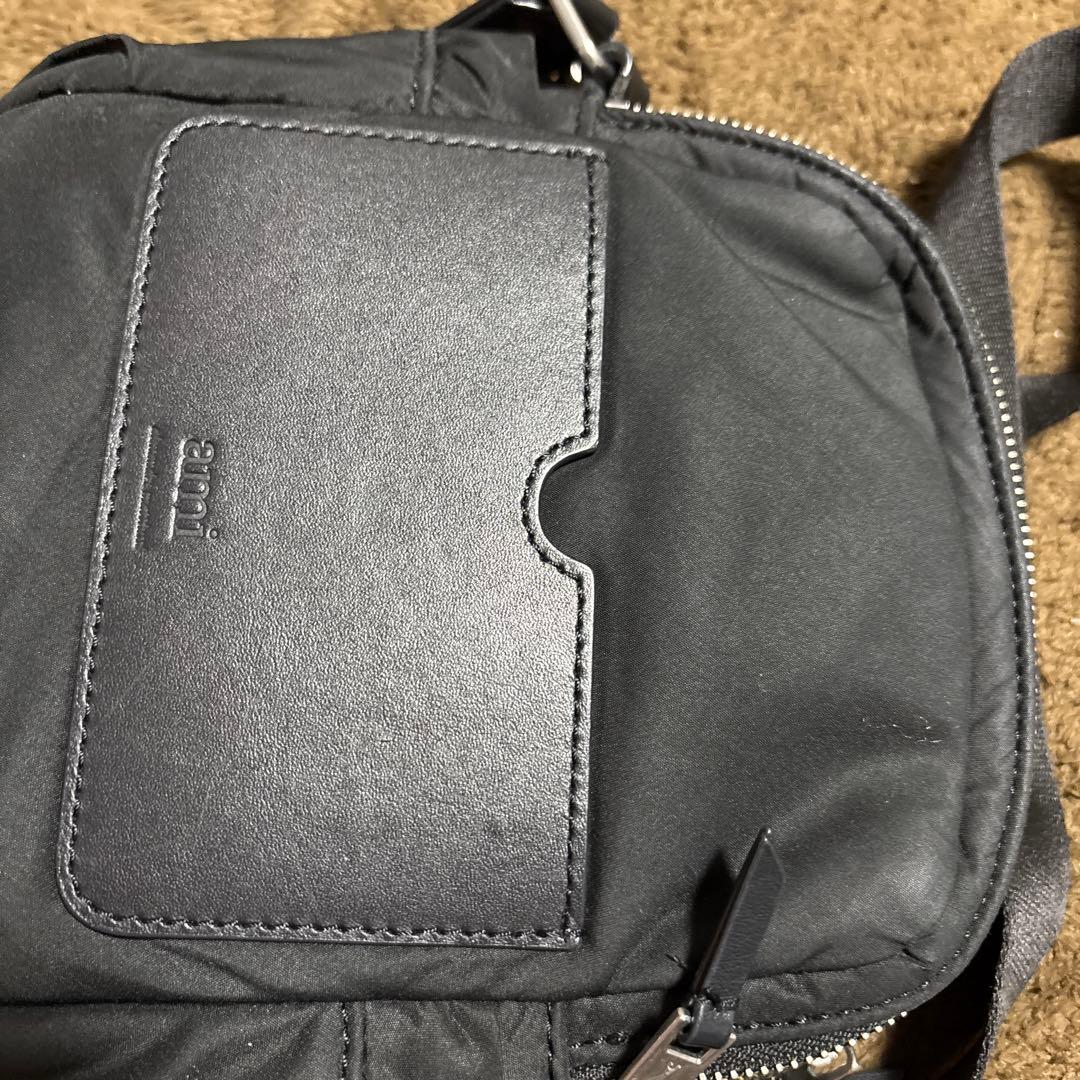 アミ パリス AMI DE COURE クロスボディ ショルダーバッグ アミ パリス AMI DE COURE クロスボディ ショルダーバッグ