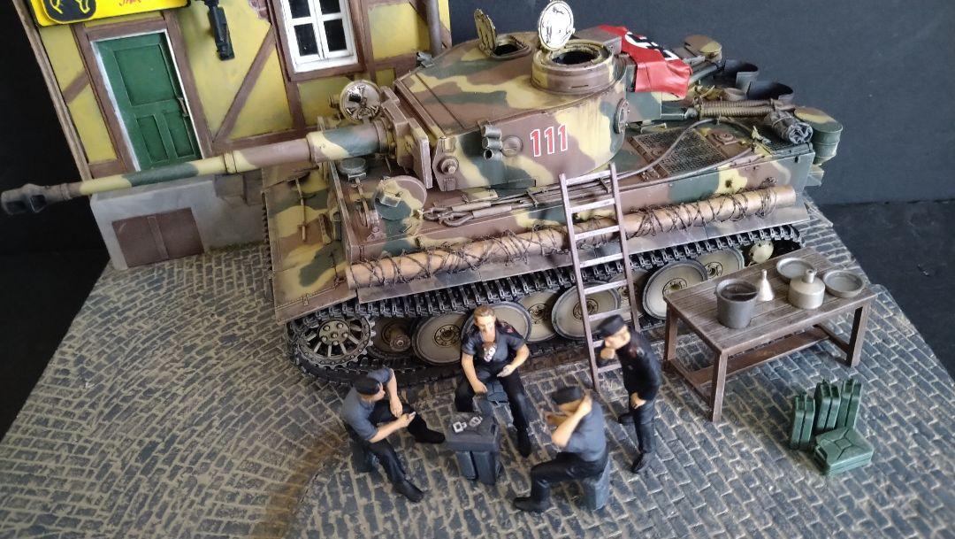 数量限定人気 1 装飾台 ミニジオラマ 戦車単体可 dMmrV-m30658035558 35 タイガー1プラモデル完成品 定番最新品