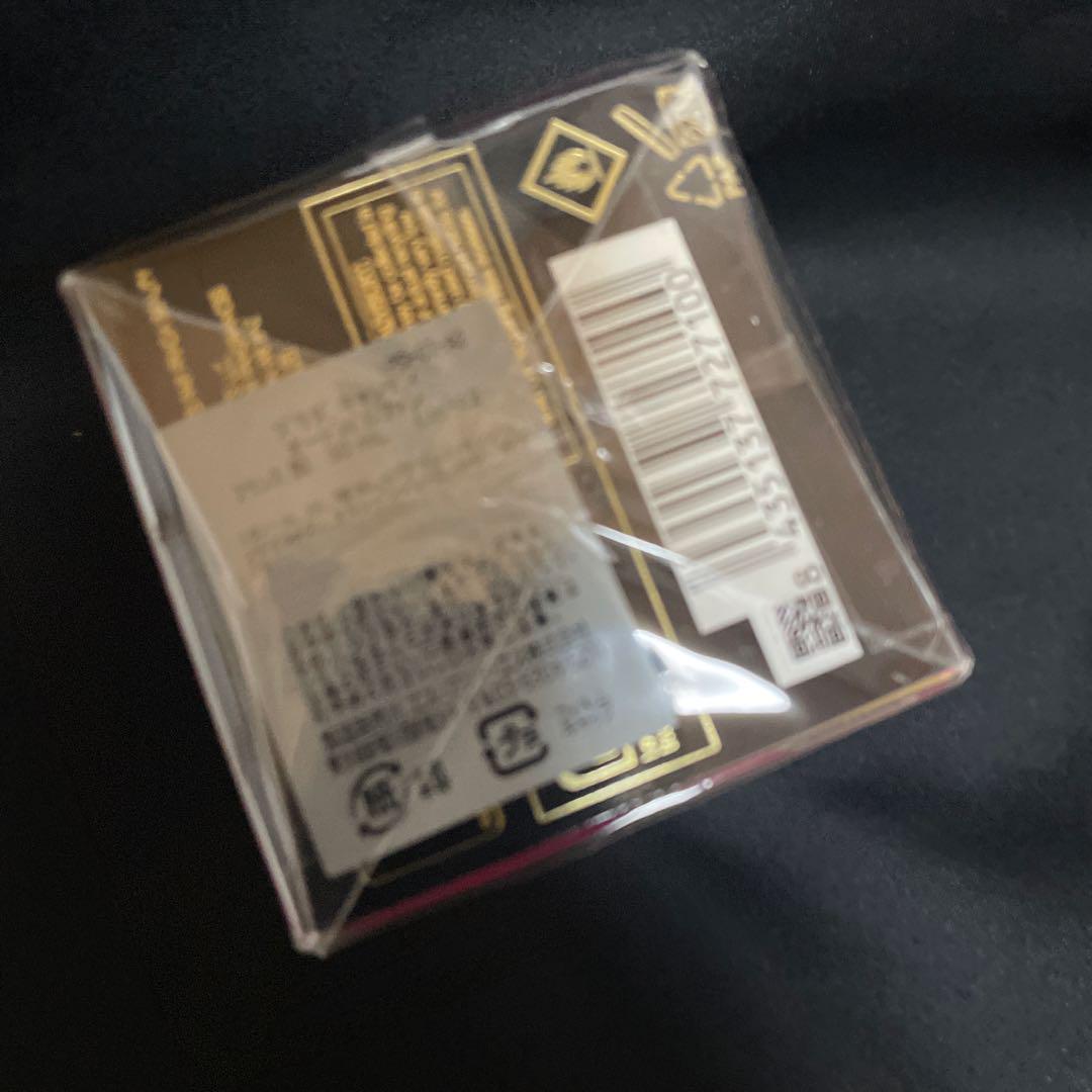 新品　未使用　プラダ　キャンディ　オーデパルファム30ml
