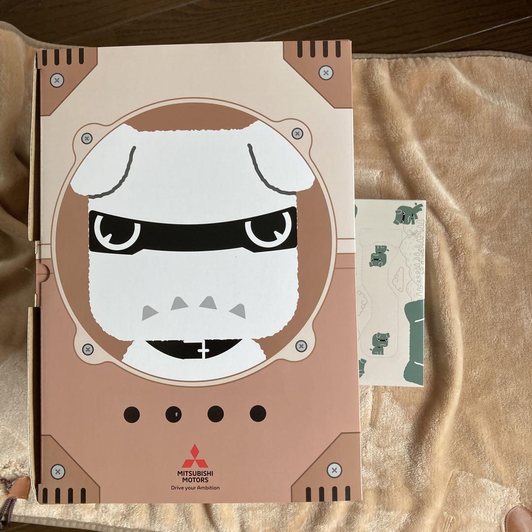 Mitsubishi デリカミニ　白 ぬいぐるみ