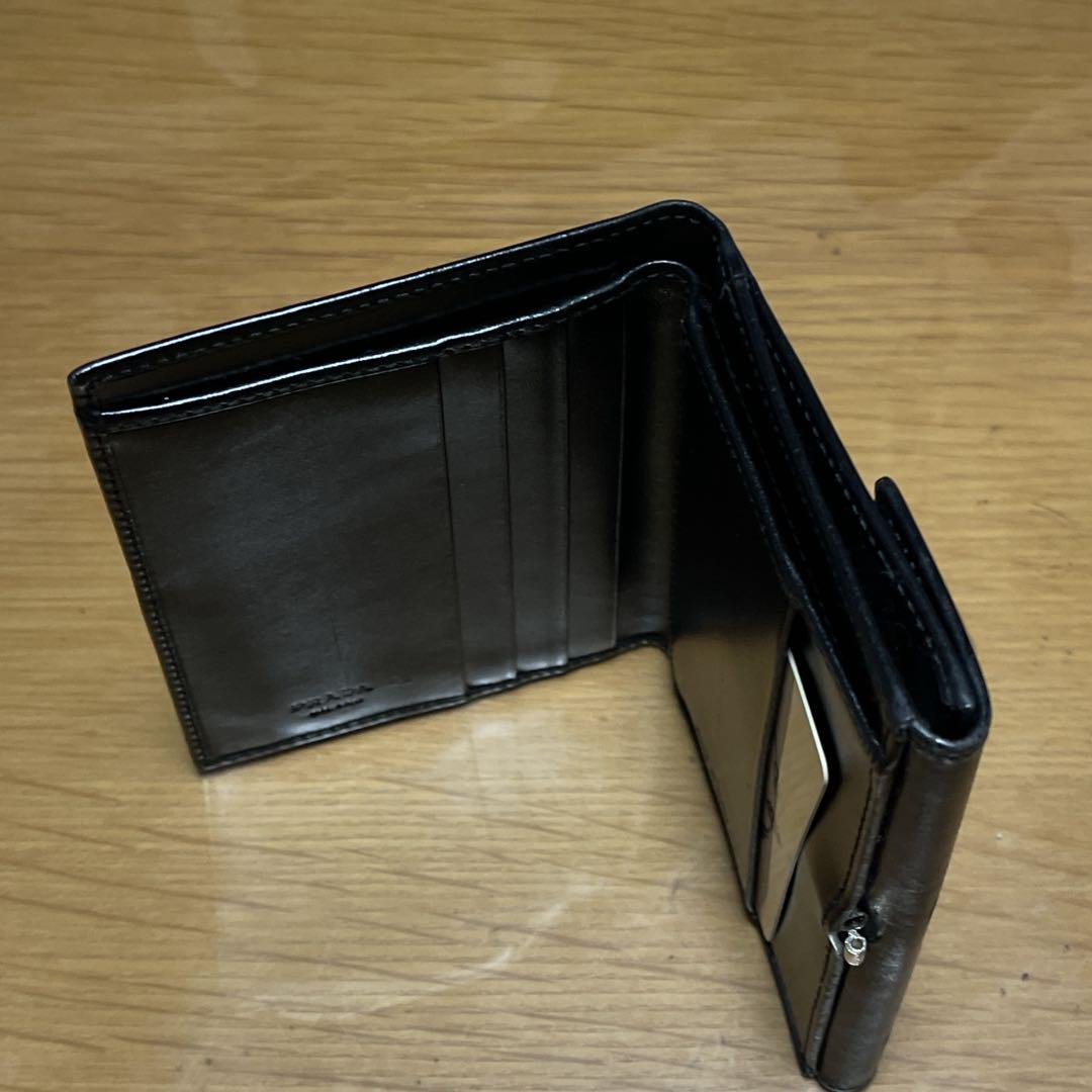 【希少】正規 PRADA プラダ 二つ折り財布 本革 レザー 早い者勝ち！
