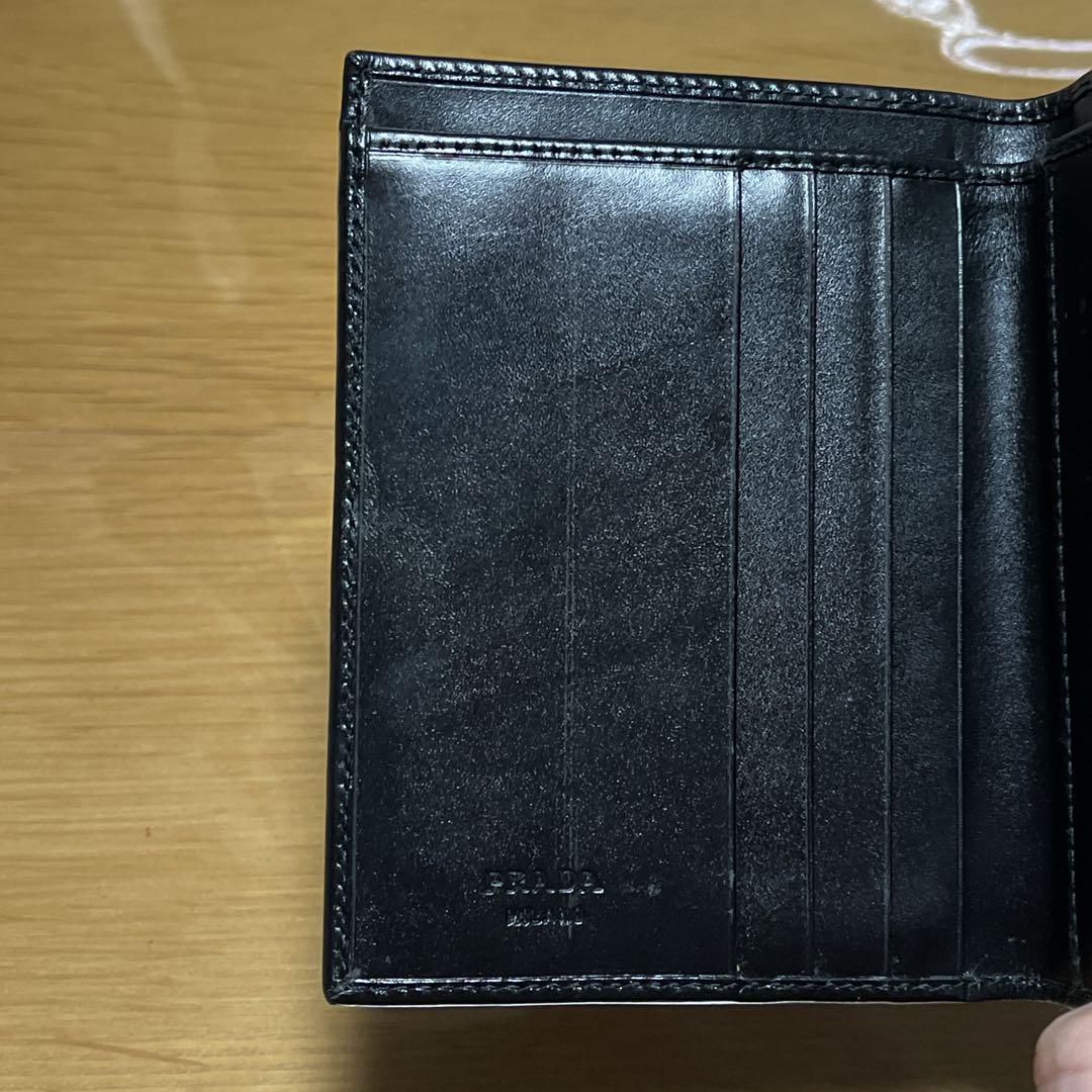 【希少】正規 PRADA プラダ 二つ折り財布 本革 レザー 早い者勝ち！