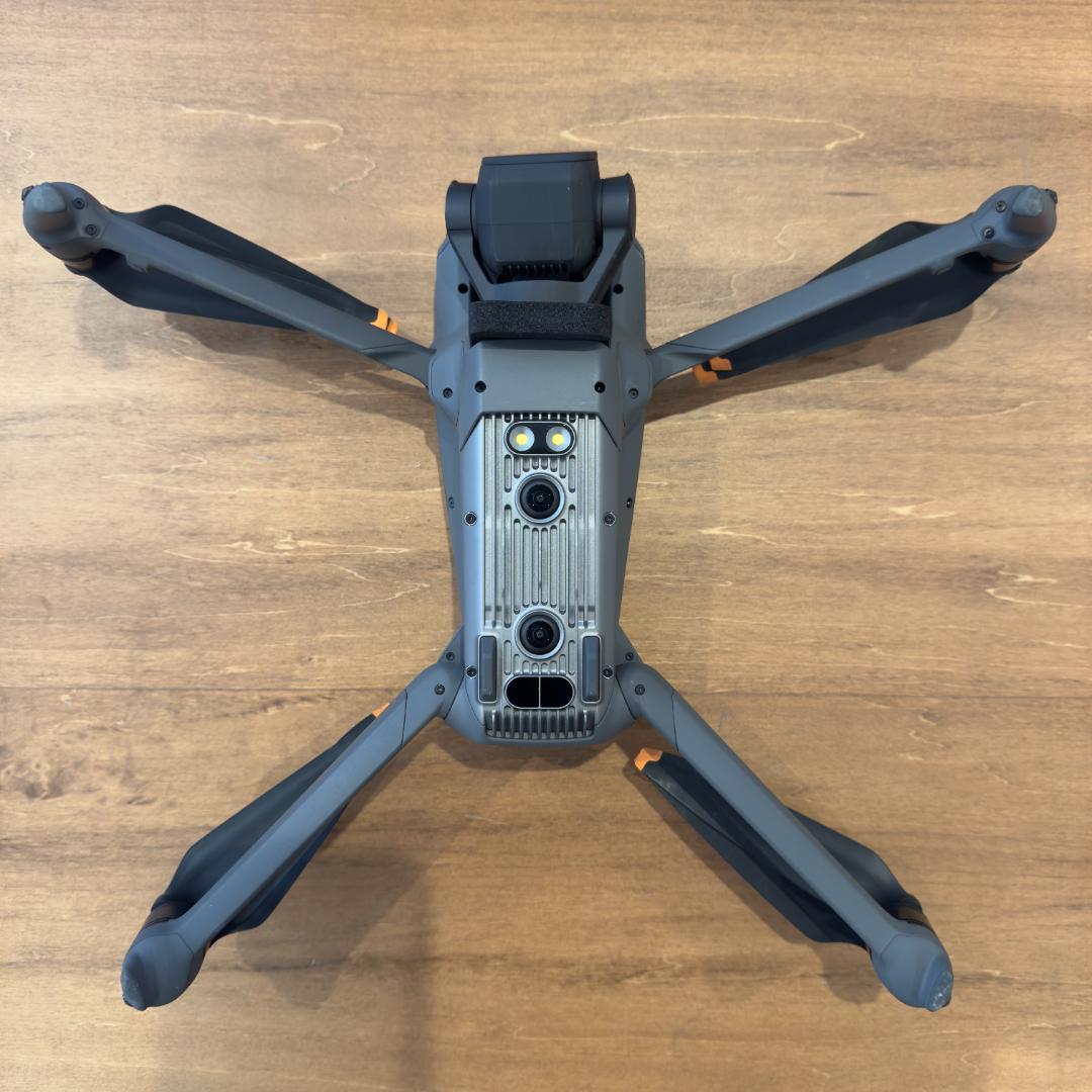 DJI