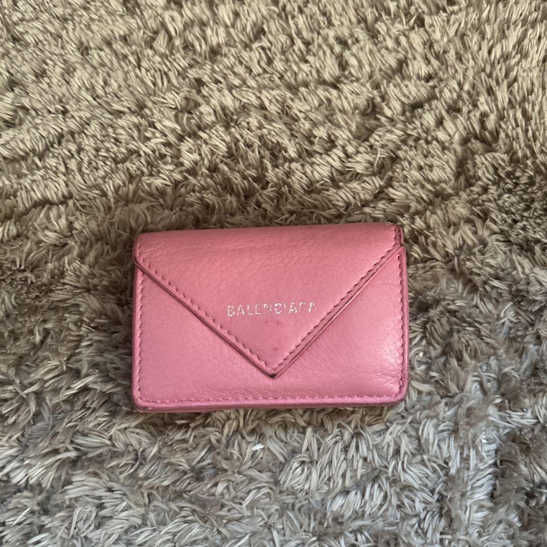 BALENCIAGA ピンク エンベロープ型ミニ財布 - メルカリ
