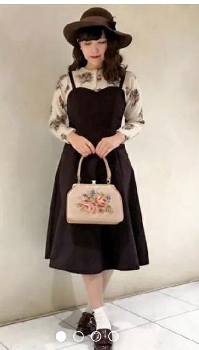 メルカリ アンアナザーアンジェラス コルセット風キャミワンピース ひざ丈ワンピース 2 800 中古や未使用のフリマ