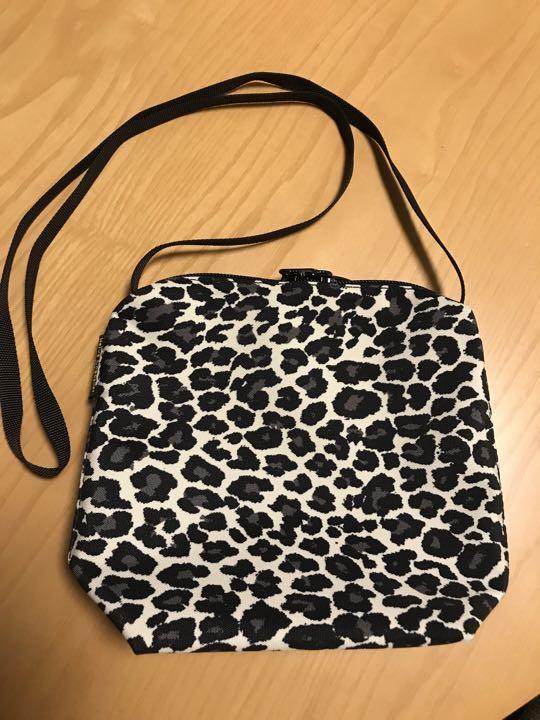 お値下げ エルベシャプリエ グリーンレーベル別注 縦型ポシェット パンサーブラン
