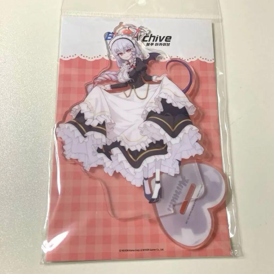 韓国限定】ブルーアーカイブ アクリルスタンド 黒舘ハルナ