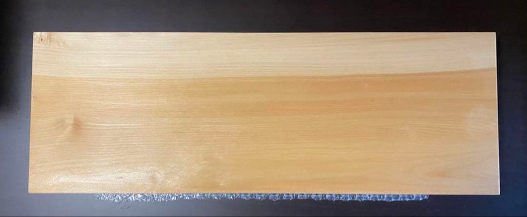 極厚　特大　いちょう　銀杏　イチョウ　まな板　彫刻材　看板　テーブル　飾り台　木彫り　柾目材　長さ88.3cm　幅26.6cm　厚み6.0cm