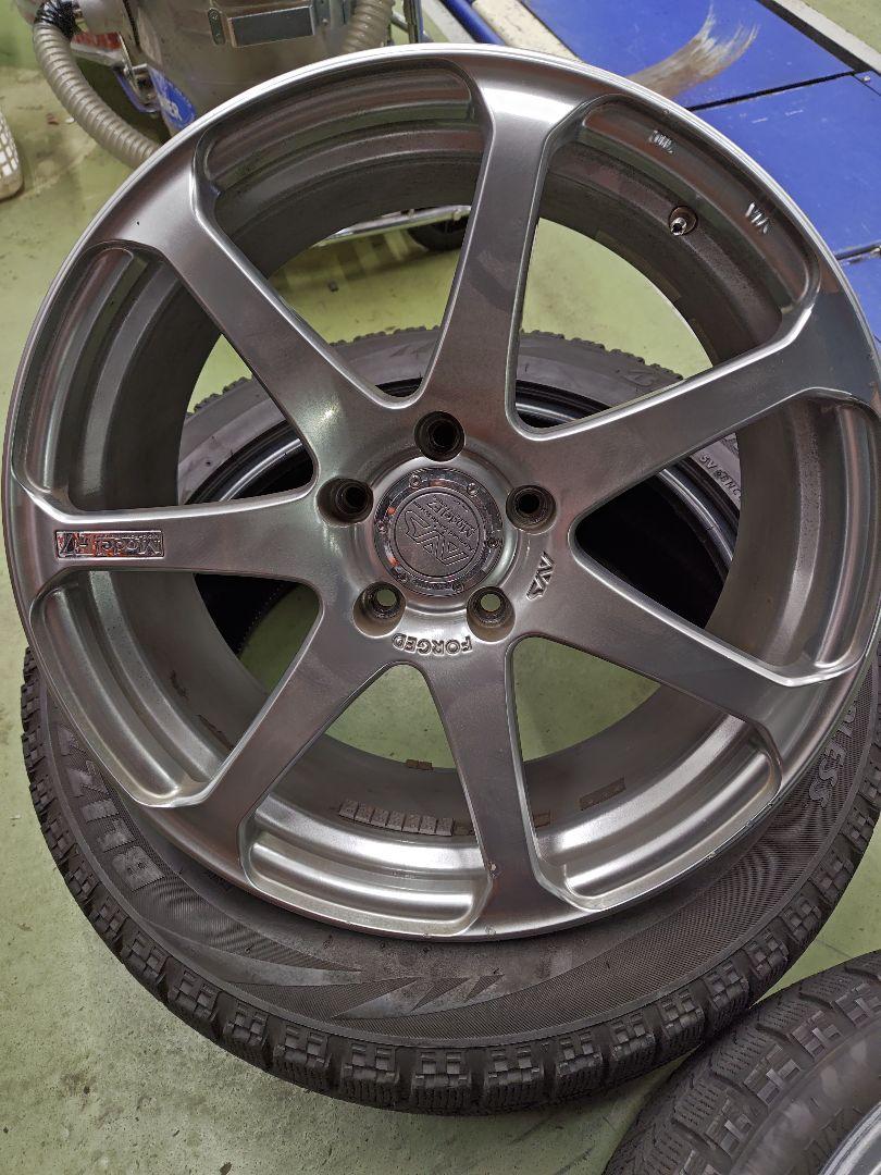 引取のみ　AVS Model F7　18インチ