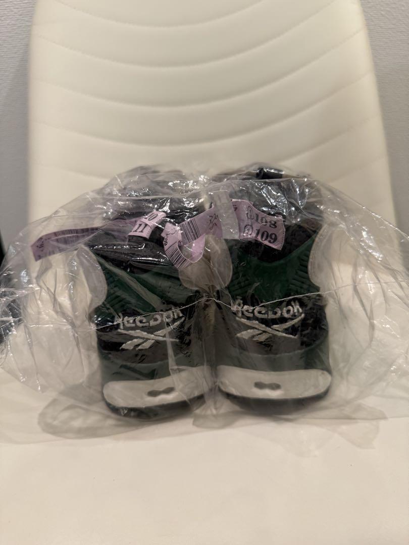 Reebok メッシュスニーカー ホワイト/グリーン　24.5