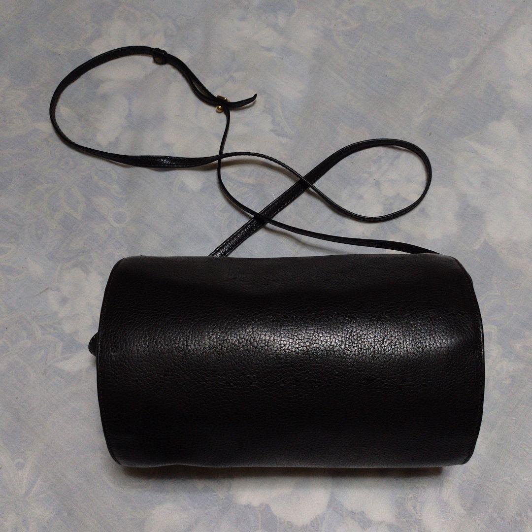 ロエベショルダーバッグ 