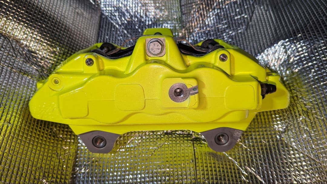 2021人気特価 STI VAB ブレンボキャリパー 新品ブレーキパッド付き