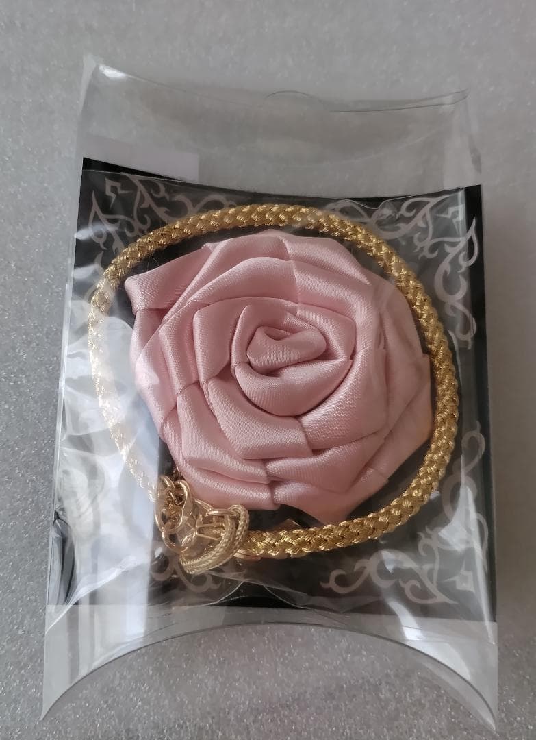 e<コードギアス>　ローズ型　バッグチャーム　ナナリー　モチーフcolor