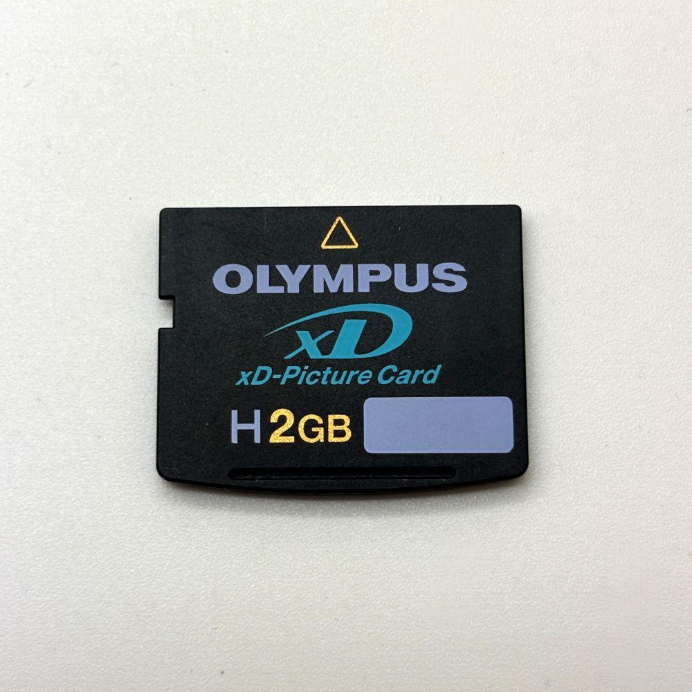 オリンパス xDピクチャーカード 2GB（ケースに格納して送付します）