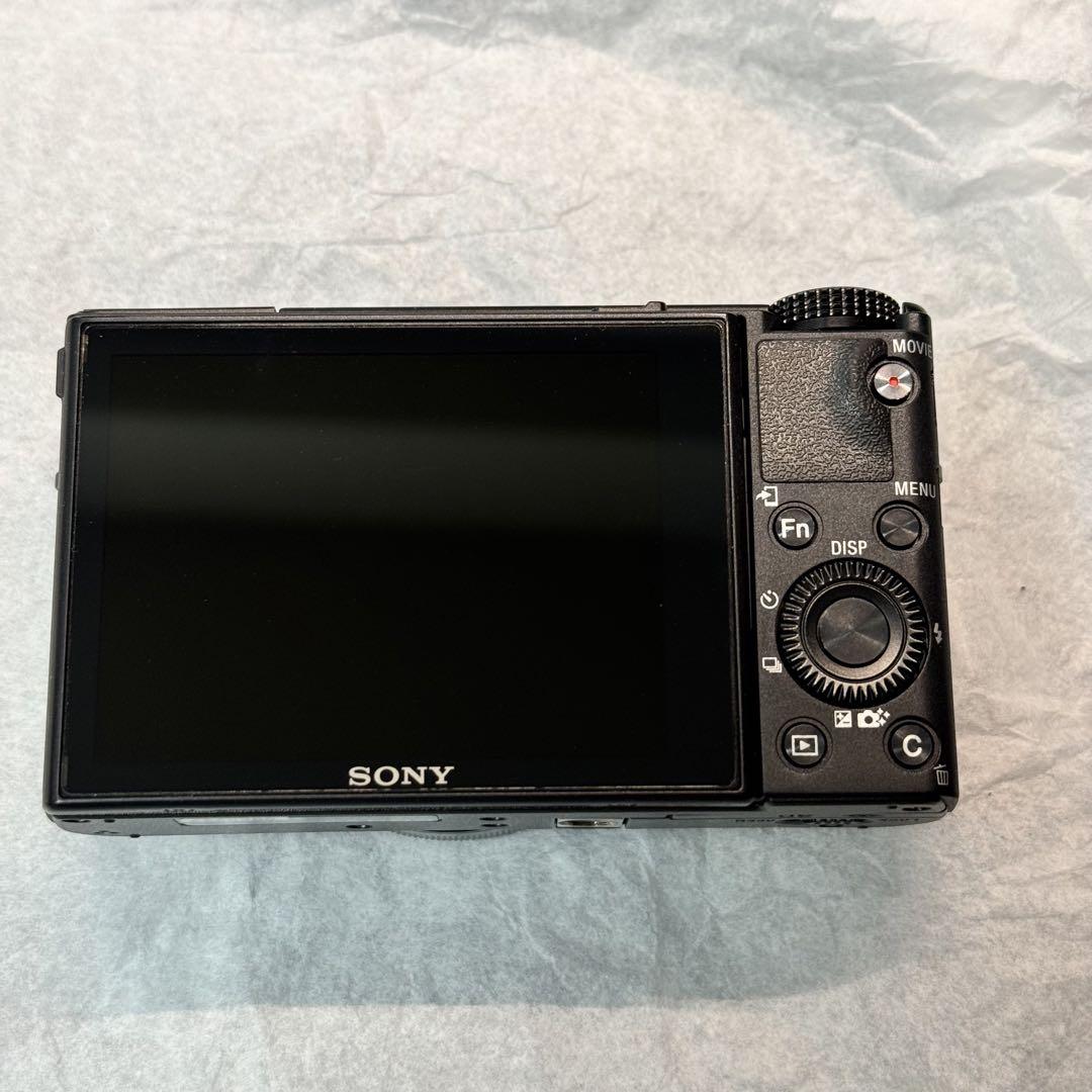 n*o様 SONY DSC-RX100M3