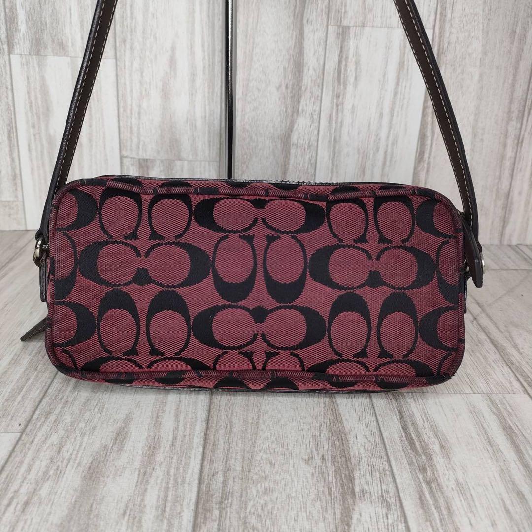 40 COACH コーチ シグネチャー ショルダーバッグ