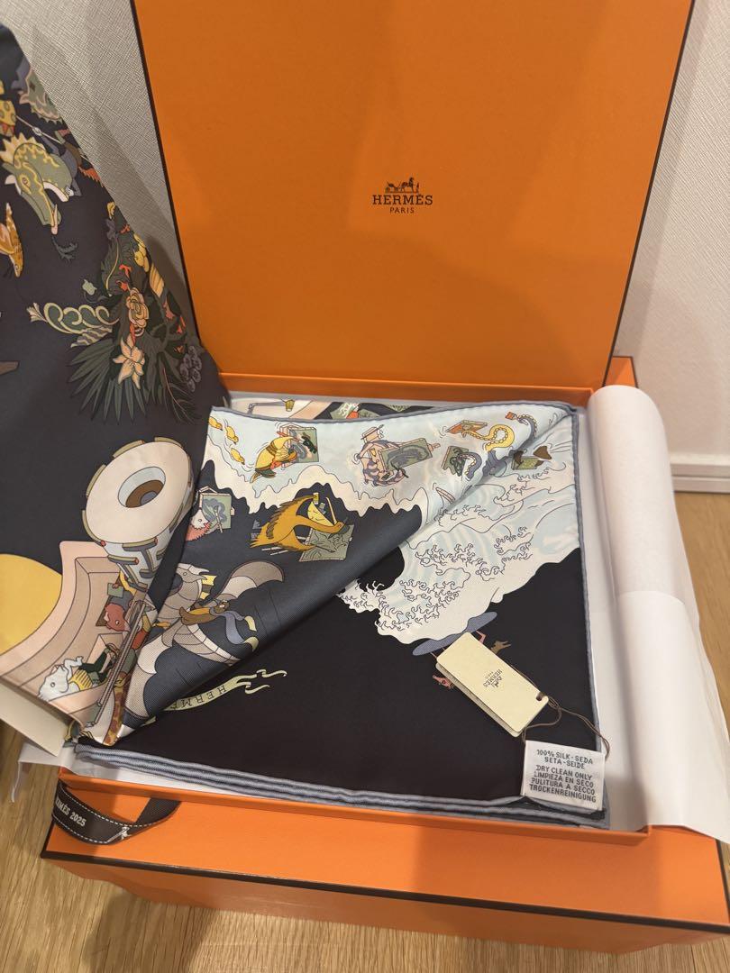 【新品未使用】エルメス 2025AW カレ 90 アカデミア イピカ 新品☆HERMES エルメス カレ 90 《アカデミア・イピカ》 2025AW
