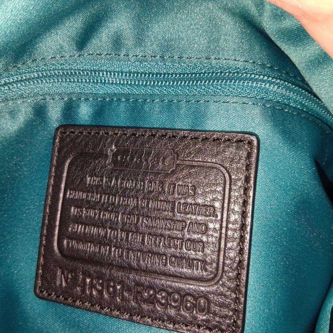 COACH ブラック レザー ワンハンドバッグ F23960 COACH ブラック レザー ワンハンドバッグ F23960 - メルカリ