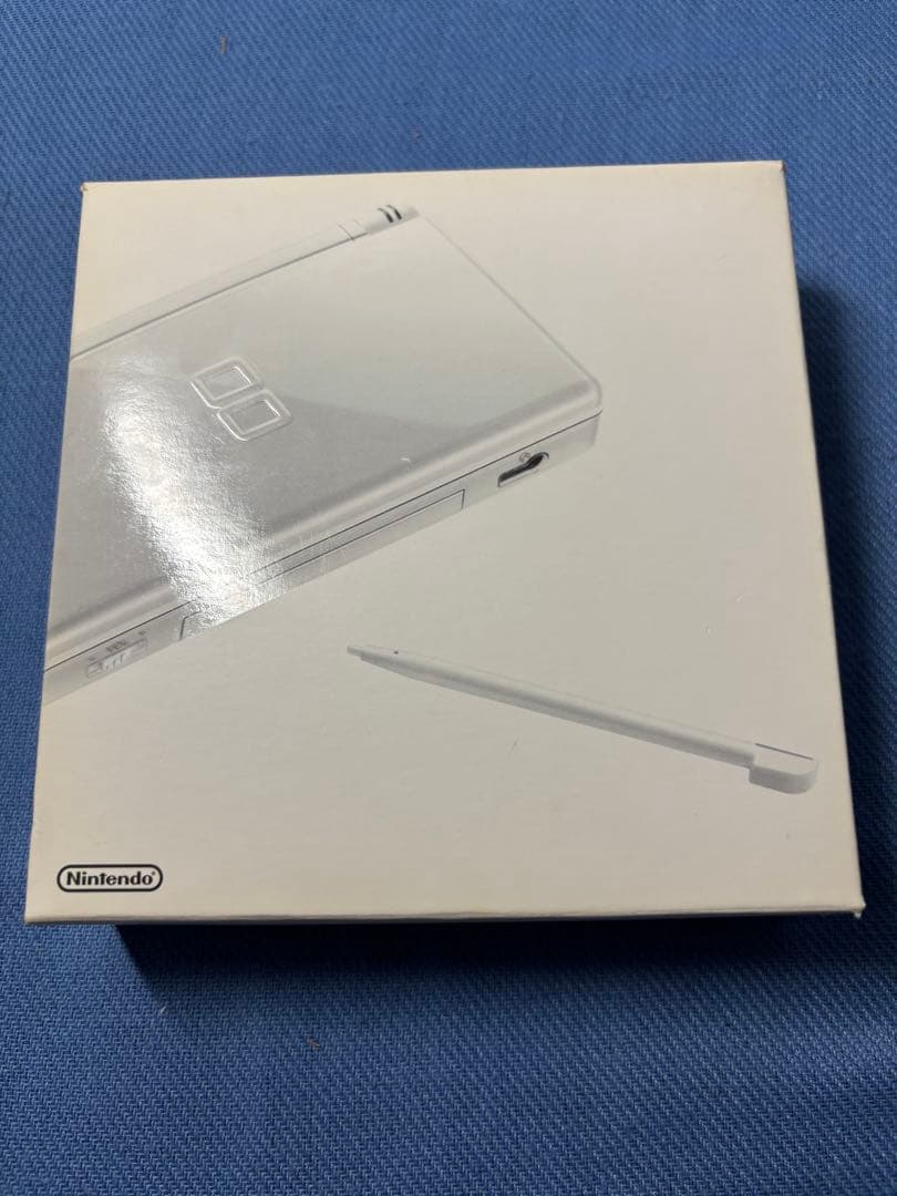 DSライト ホワイト