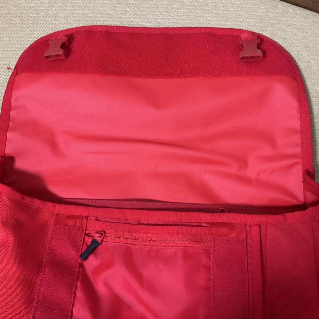 TIMBUK2 メッセンジャーバッグ Sサイズ　レッド