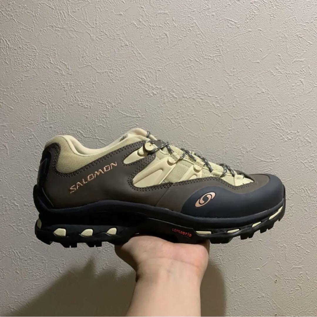 【関税込み】Salomon タン＆ネイビー XT-QUEST 2 スニーカー SALOMON（サロモン）の「Salomon XT-QUEST 2 L47133400