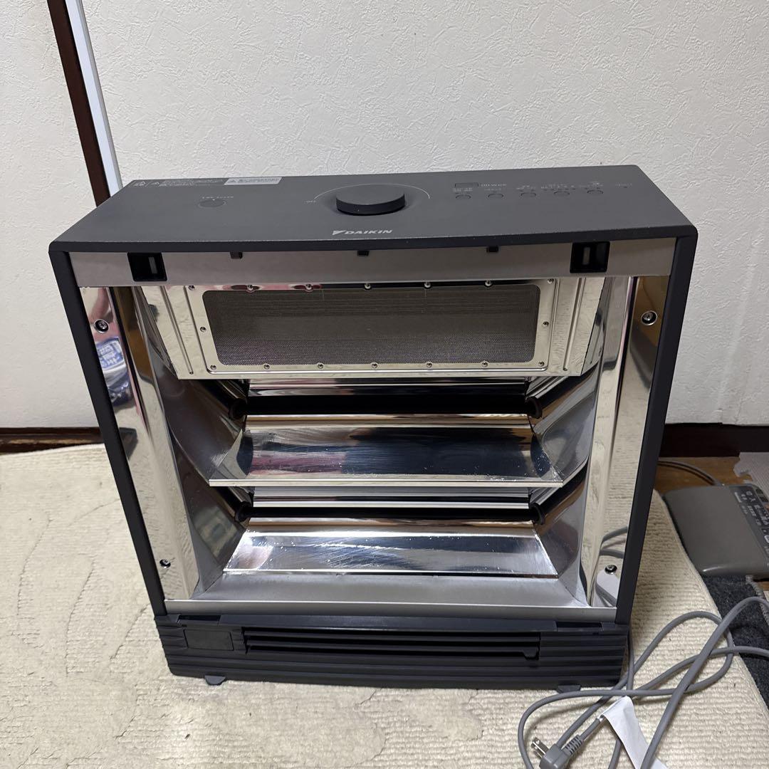 2024年製　DAIKIN ハイブリッドセラムヒート