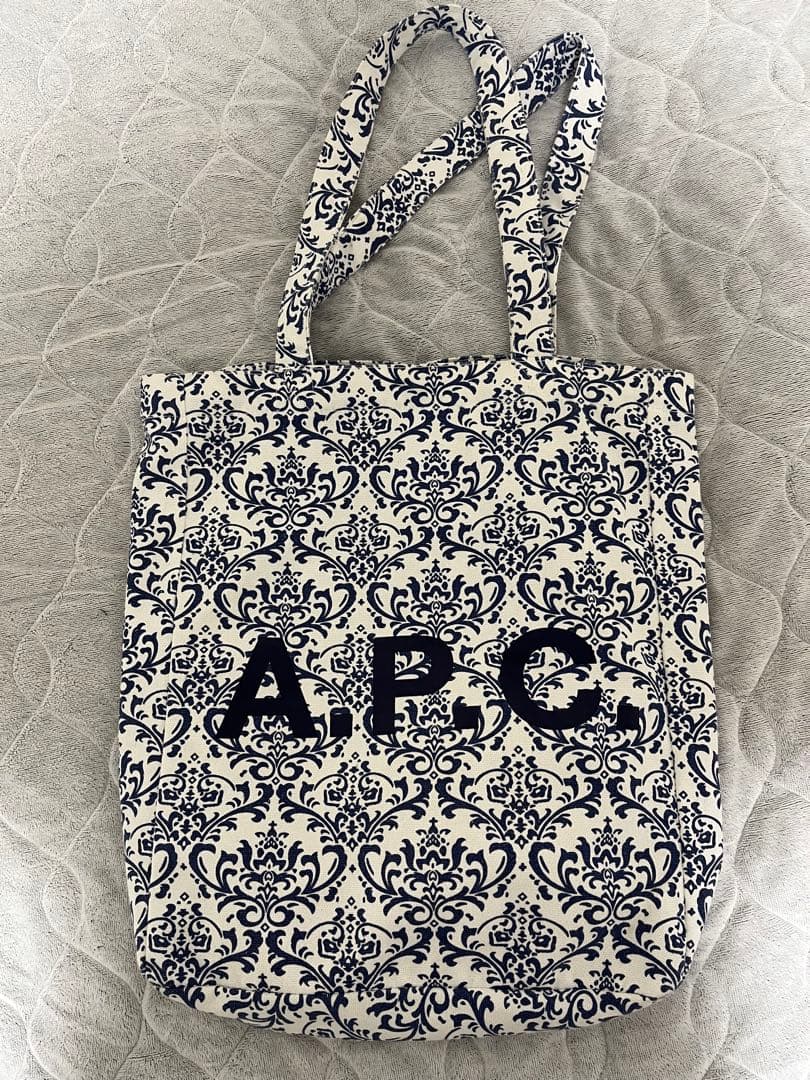 A.P.C. ダマスク柄 トートバッグAPC