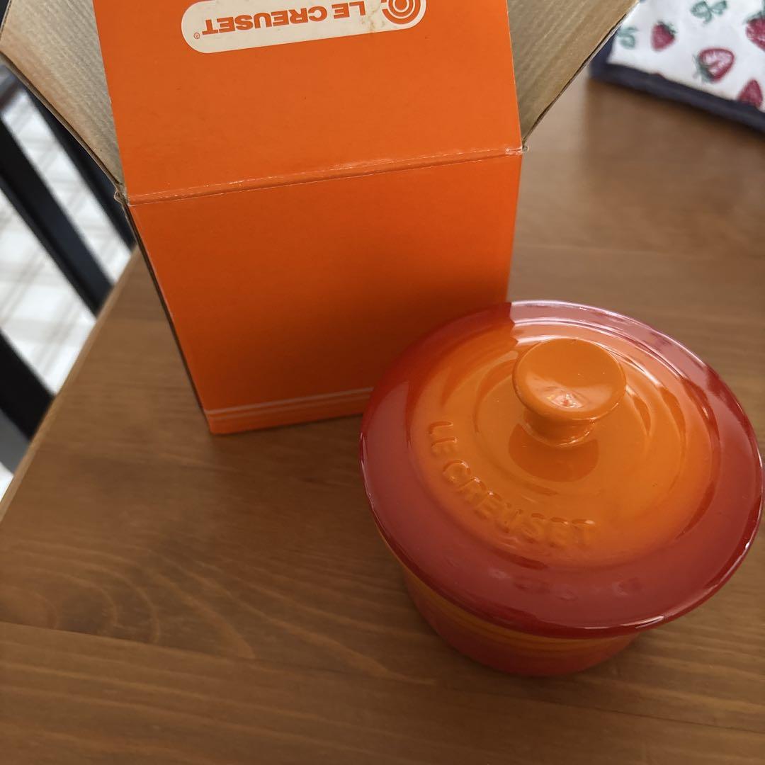 LE CREUSET small Ramekin with lid