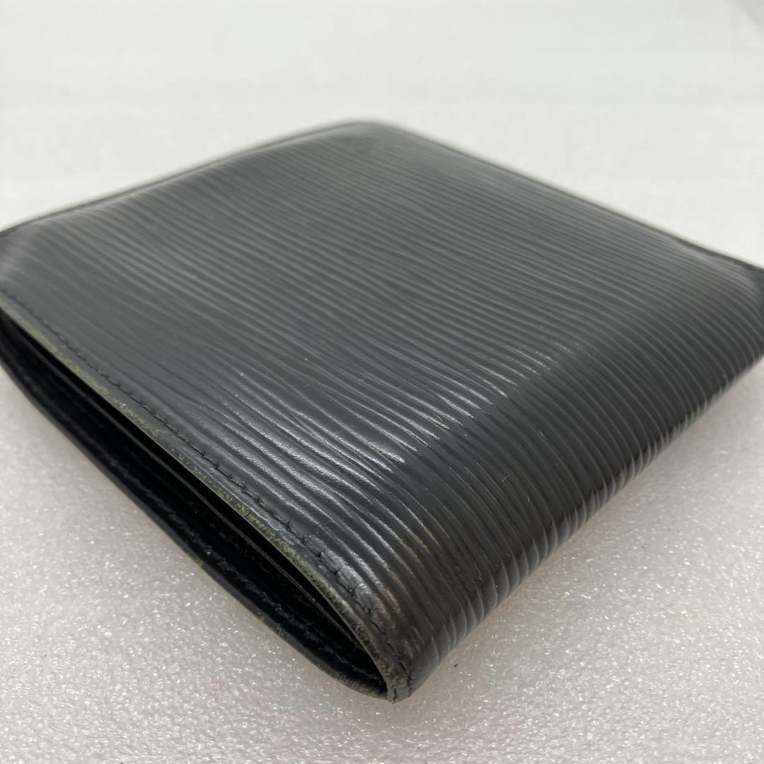 LOUIS VUITTON ヴィトン　二つ折り財布　エピ　ブラック　1573