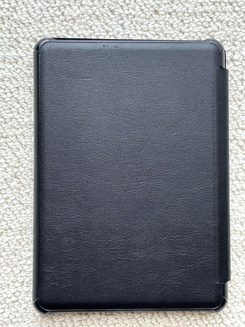 匿名配送:Kindle Paperwhite 第10世代 本体 黒 カバー付きΩ