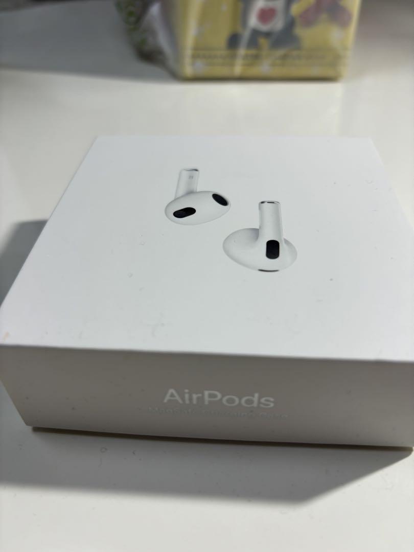 AirPods 第3世代 Amazon.co.jp: 【整備済み品】 Apple AirPods (第3世代) 無線