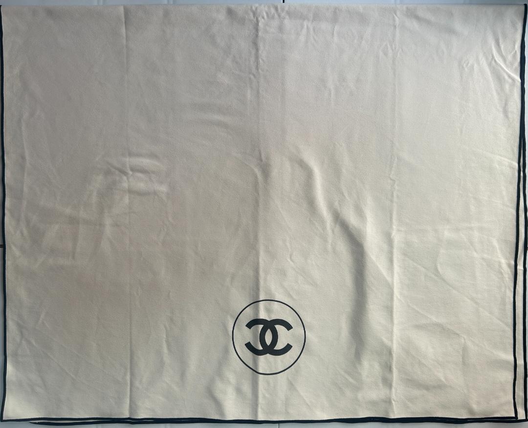 CHANEL BEAUTE アイボリー ブランケット