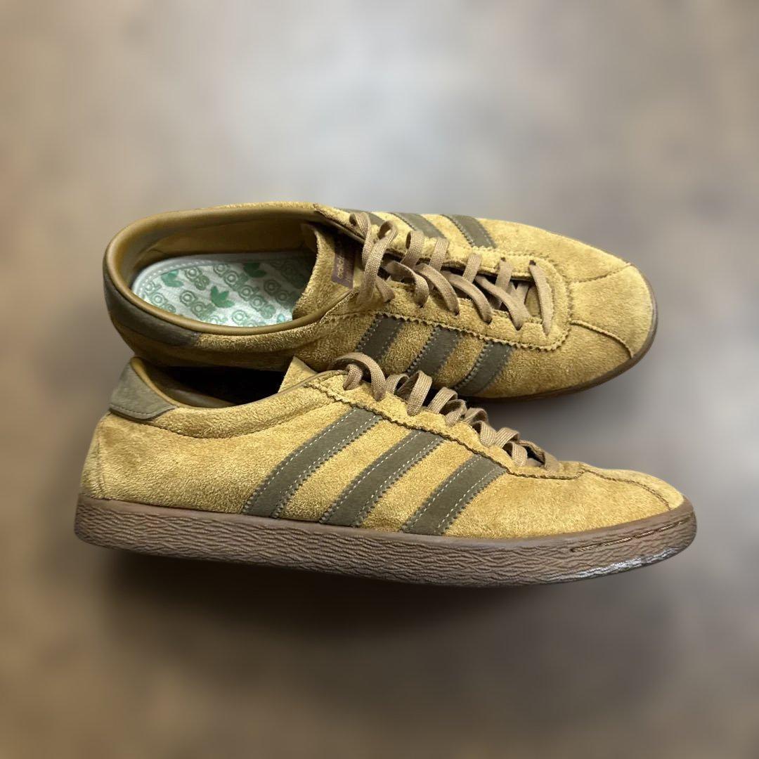 adidas TOBACCO GRUENアディダス タバコグルーエン