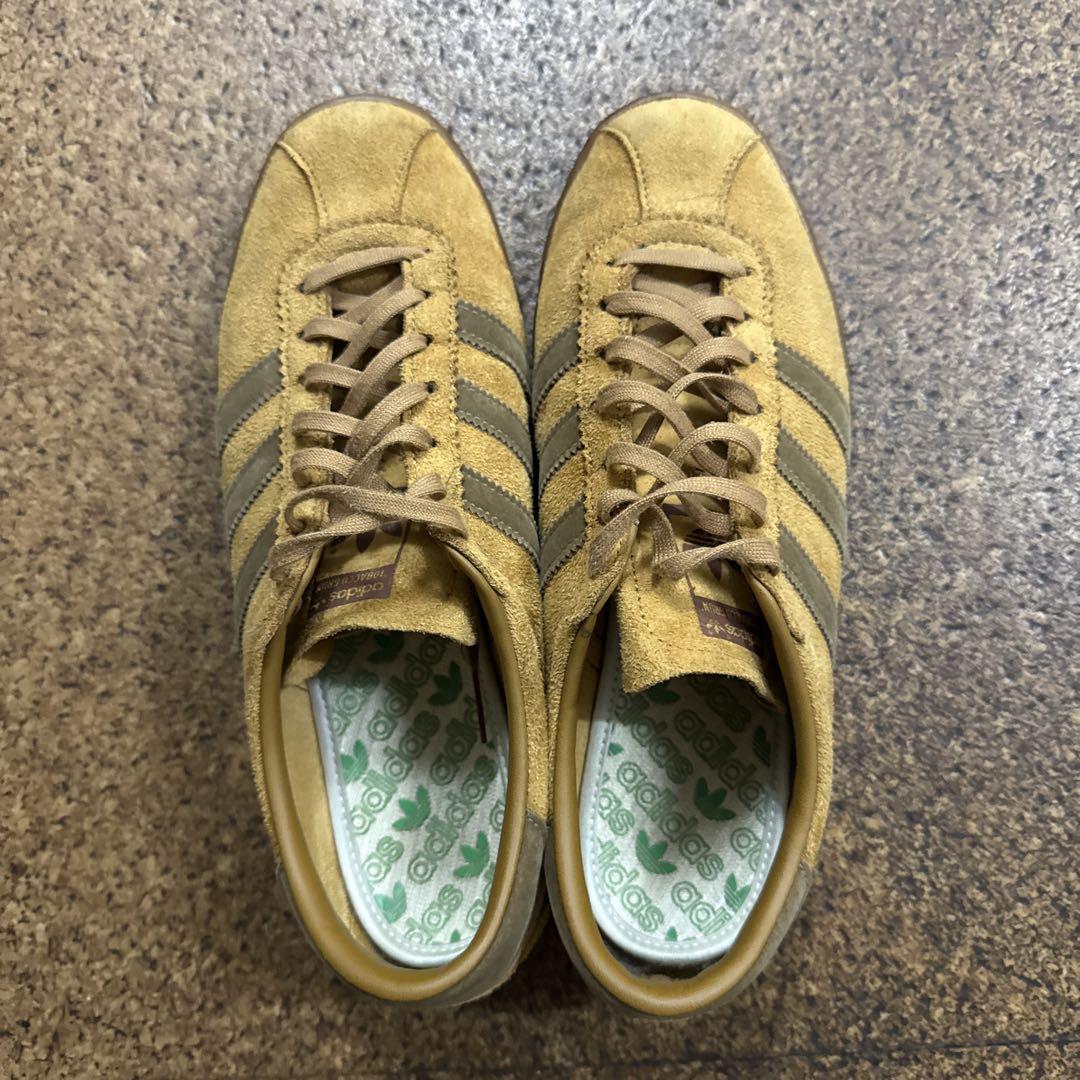 adidas TOBACCO GRUENアディダス タバコグルーエン