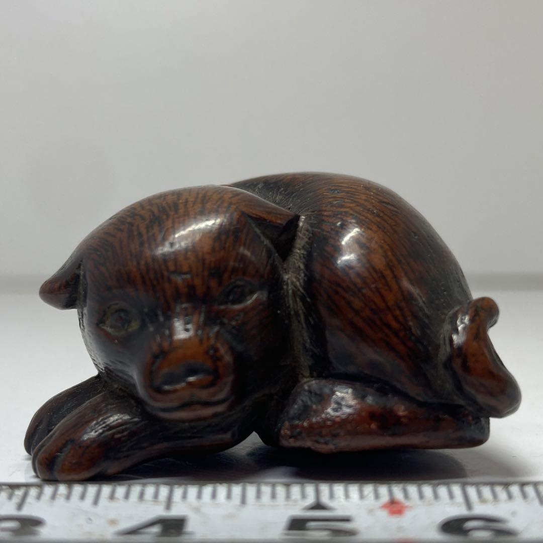 時代　木彫　犬　根付　重さ16g　東ま5-1210①