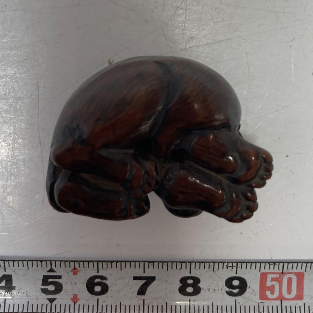 時代 木彫 犬 根付 重さ16g 東ま5-1210① 時代 木彫 犬 根付 重さ16g 東ま5-1210①