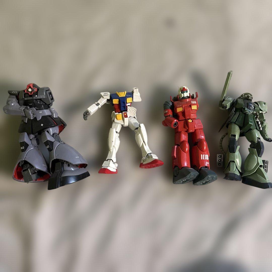 ザクです。他の人の購入不可です。 HGUC ザクII ガンダムセット 欠陥品