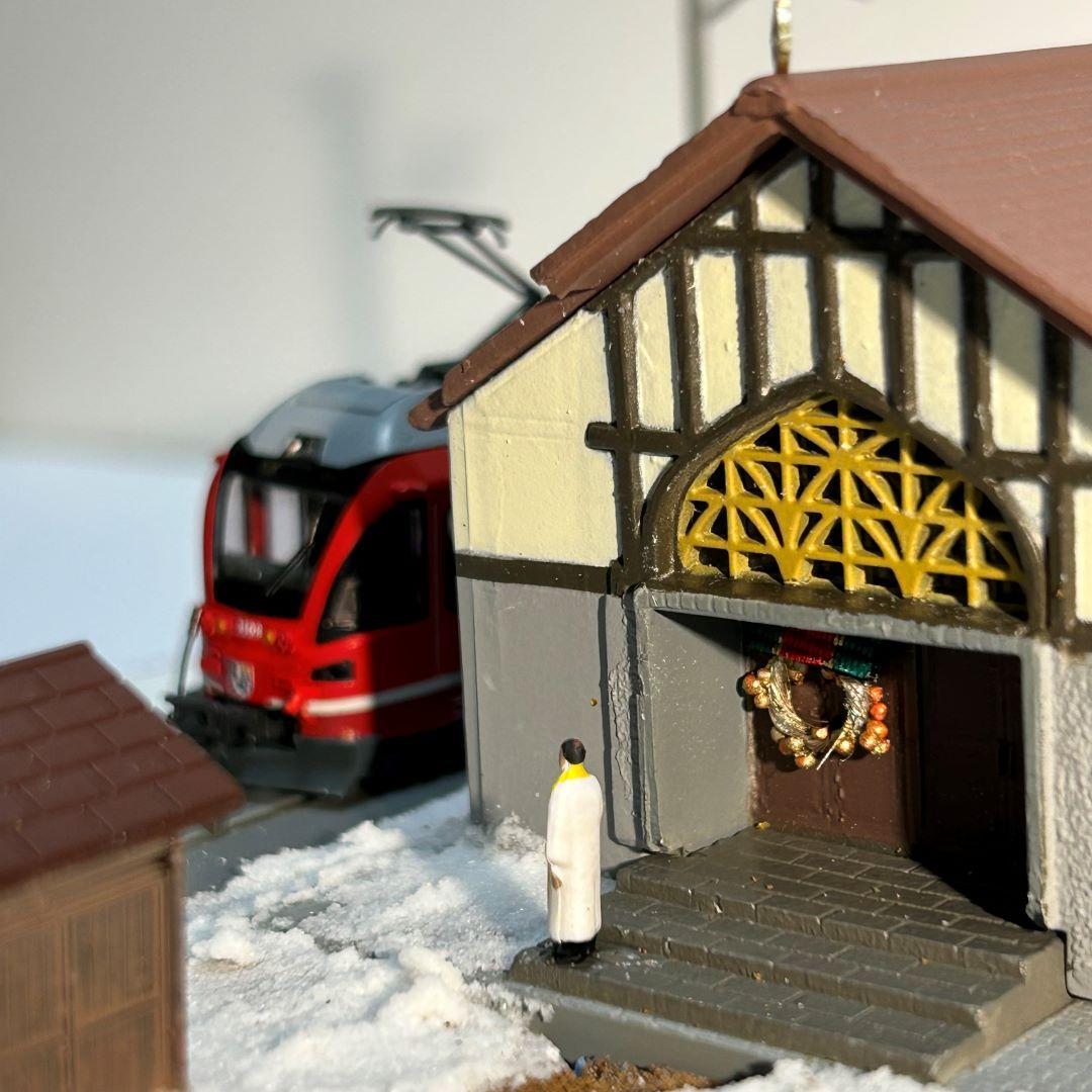 ローカル線 教会のある街を行く クリスマス 鉄道模型 Nゲージ